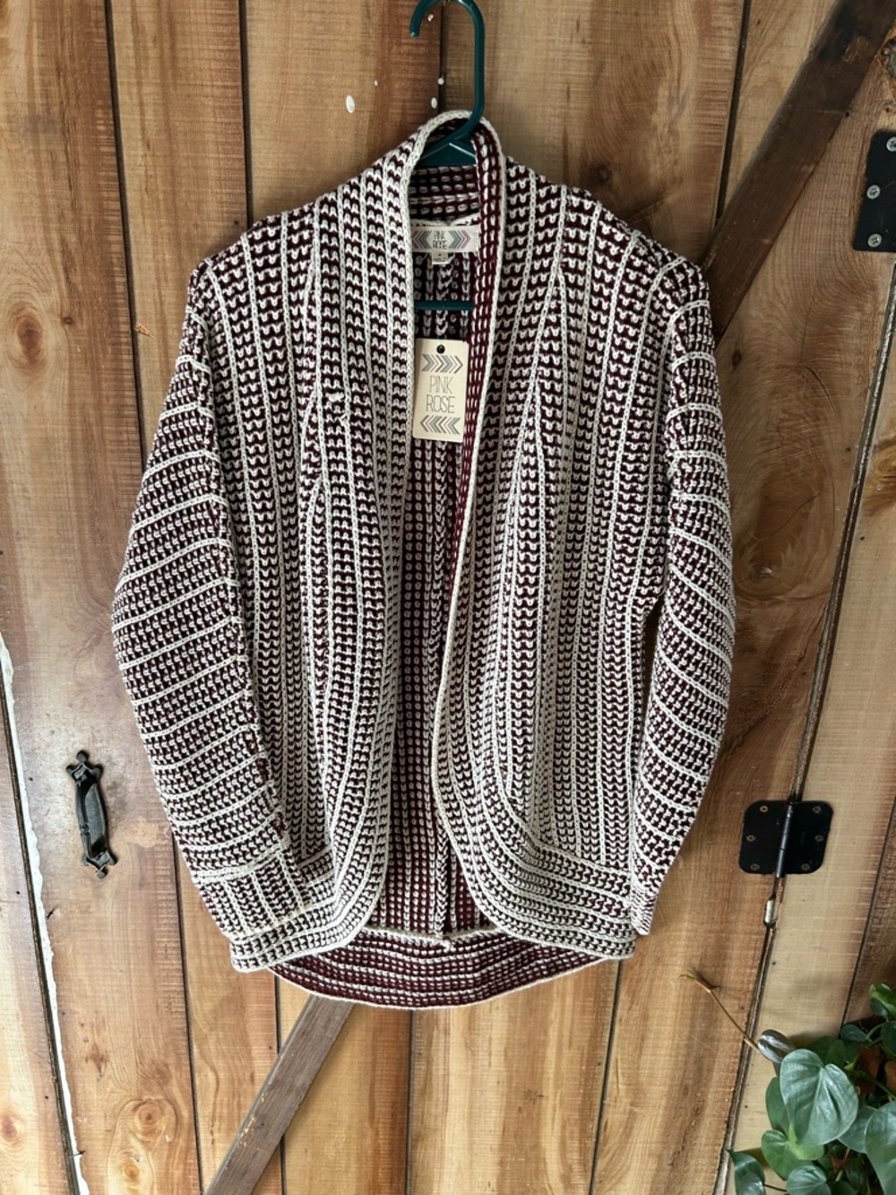 NWT Pink Rose Cardigan Red / Ivory lite Circle  Size M  Open Front Cozy Chic